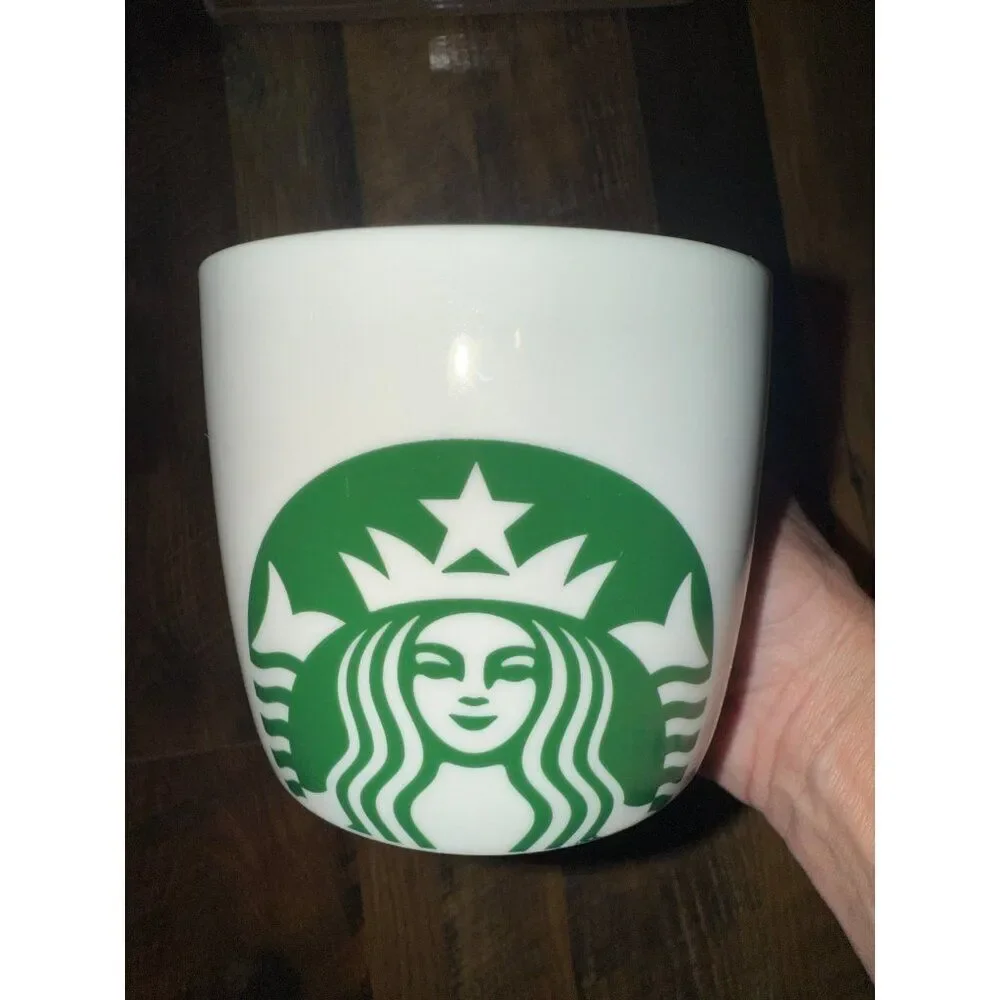 Starbucks‎ 2017 Classic Green Mermaid Logo 16.9 oz/ 500 mil